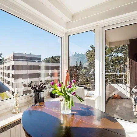 Ferienwohnung-mit-balkon-sonnig-4-stock-schwimmbad-sauna-inklusive-100m-zum-strand Διαμέρισμα Timmendorfer Strand